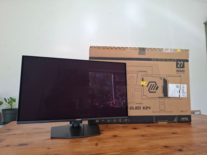 Oled monitor