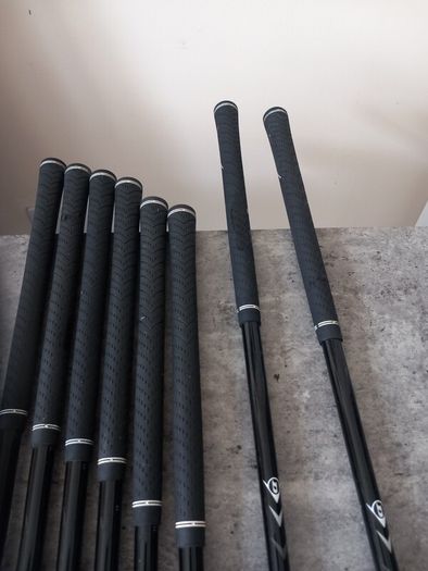 Dunlop golf clubs. Right handed clubs