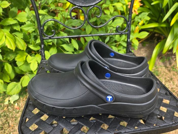 Toffeln EziKlog Clogs Size UK11