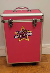 Insta Glam - On The Glo - Children's makeup vanity case with palettes