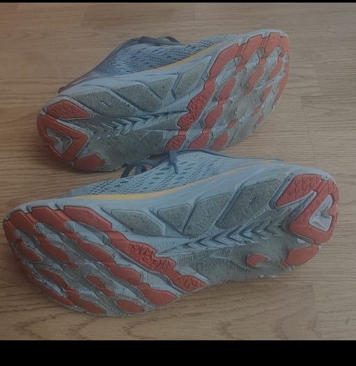 Hoka One One Clifton 8 Men's UK 9 / EU 43.5