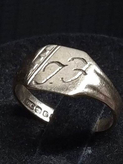 Vintage Irish 9ct Gold Signet Ring Fully Hallmarked Dublin Size 48