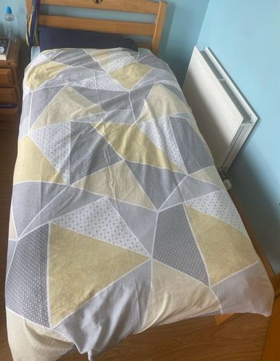 bed frame and  mattress price negotiable