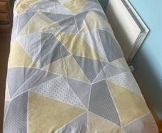 bed frame and  mattress price negotiable
