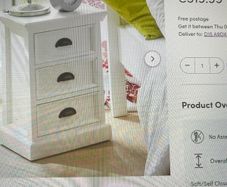 Elegant Bedside Tables in Solid Mahogany. Set of Two. Perfect conditions.