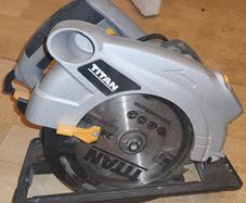 Titan Circular Saw 1500watts 220v