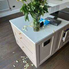 Blum Merivobox Drawers and Solid Shaker Fronts