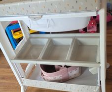 baby changing table