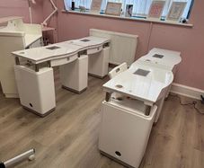 Free Manicure Desks x 2 Doubles