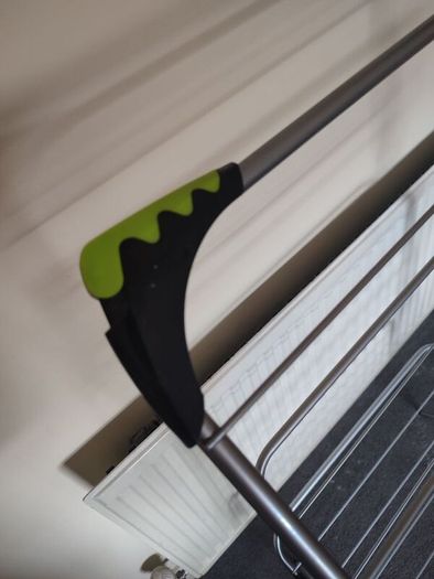 Clothes airer