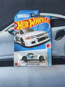 Hot wheels Nissan Skyline Godzilla GT-R nice one