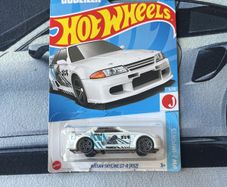 Hot wheels Nissan Skyline Godzilla GT-R nice one