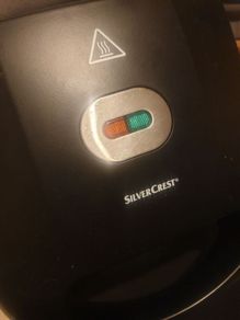 Sandwich toaster