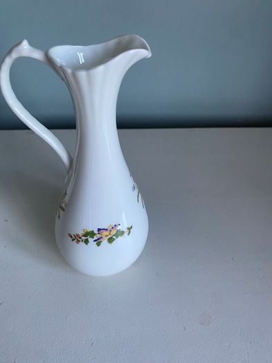 Reduced Aynsley tall  7.5 inch Ewer cottage garden