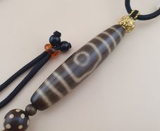 Rare 3 Eyes Tibetan Dzi Bead Vintage Agate Talisman Necklace Amulet Pendant
