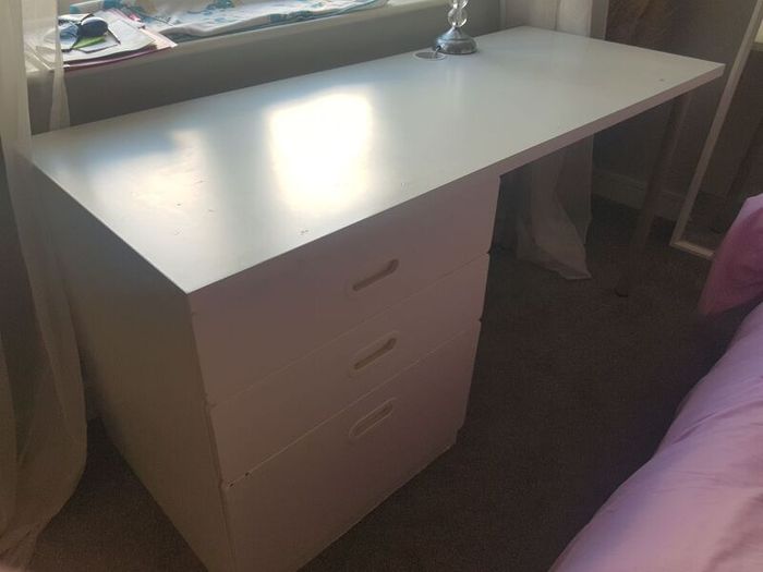 Free Desk