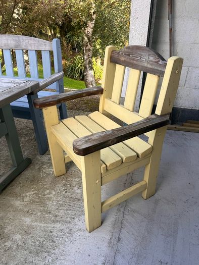 Solid wood garden furniture set