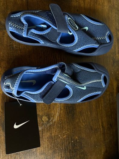 kids NIKE water shoes