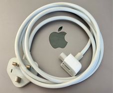 Apple extended plug and lead duck head for laptop power adapters