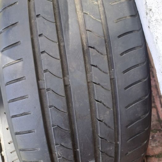 Full Set of 235/35/19 Tyres two like New, two very slight wear from use.