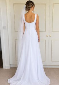 Wedding Dress New and Unworn