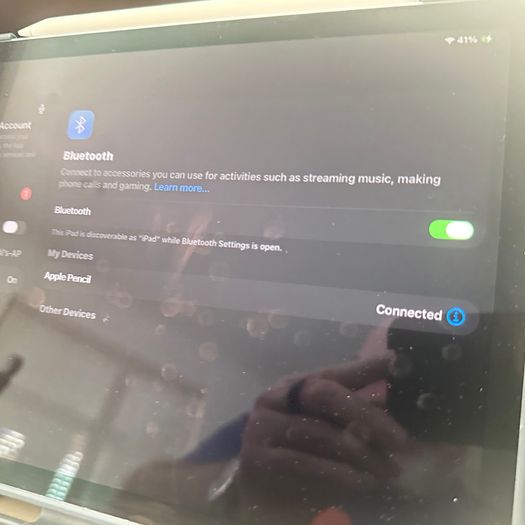 iPad Air 4 64GB + Apple Pencil 2 Bundle Excellent Condition