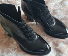 Loretta Vitale Patent Heeled Black Ankle Dress Boot
