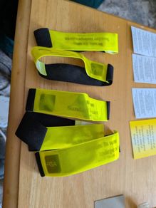 5 hi viz arm bands