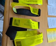 5 hi viz arm bands