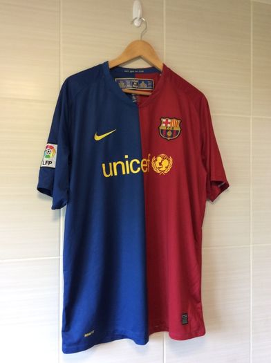 FC Barcelona Jersey.  Official Nike Mens Home Jersey Season 2008-2009. Original From The Time. Not A Modern Remake.