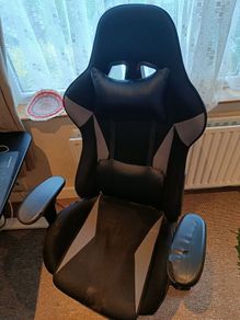 Gaming chair