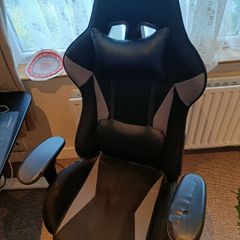 Gaming chair