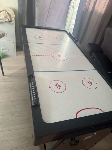 Great condition , 2in 1 pool and air hockey table.