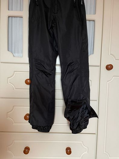 Womens Ski suit, boots & jackets