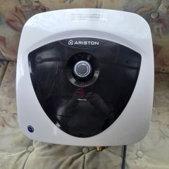 Ariston 15ltr oversink water heater