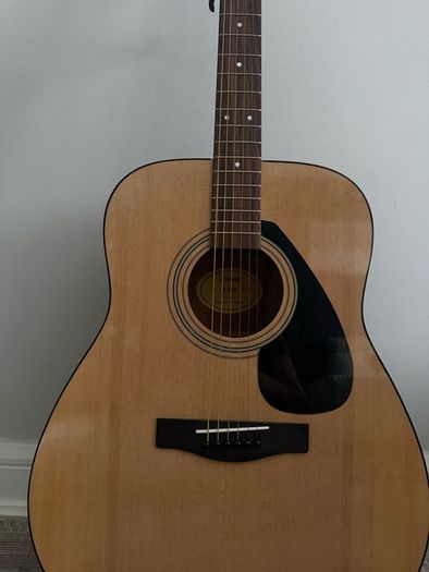Yamaha acoustic guitar