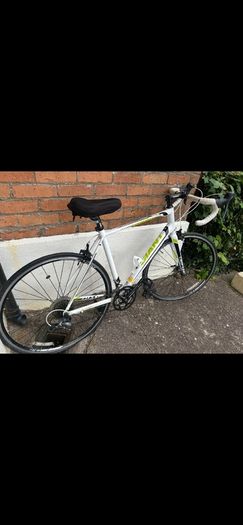 Giant Defy Men's Road Bike