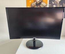 Samsung 24" Curved Monitor C24F390