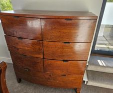 Chest of drawers