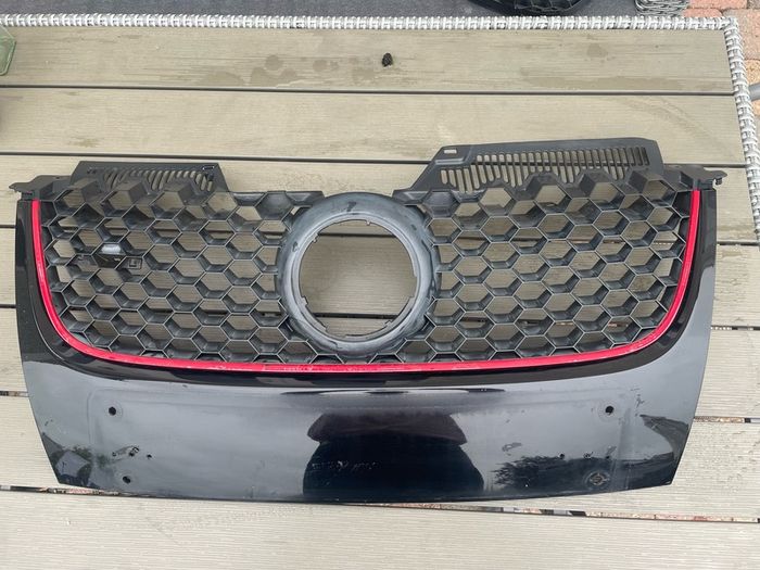 VW Golf GTI MK5 grill