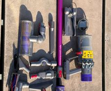 Dyson V10  animal extra