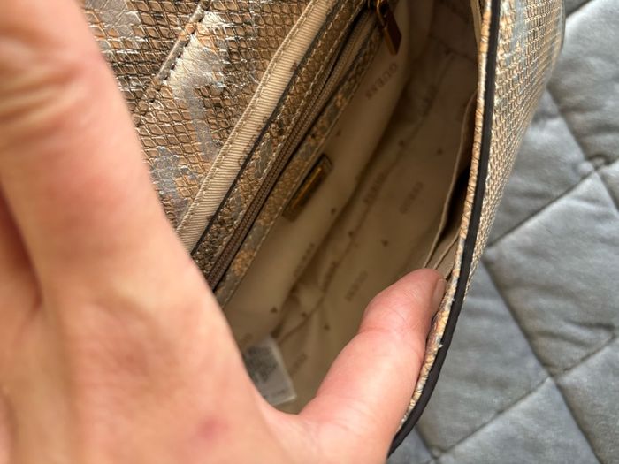Guess Handbag / Shoulder bag HWKB85 48200