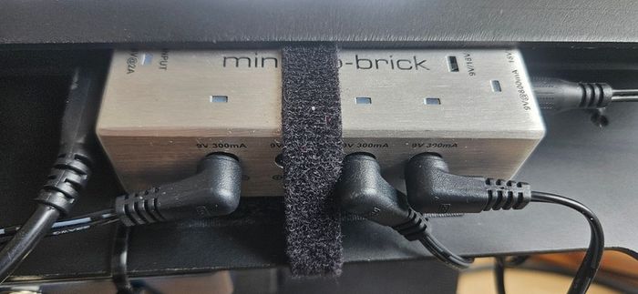 Pedalboard + Effects Bundle - Ready Setup