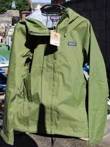 Patagonia Torrentshell 3L Waterproof Jacket Caper Green Size S