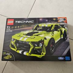 New Lego Technic 42138 Ford Mustang Shelby GT500 (Retired/Discontinued)