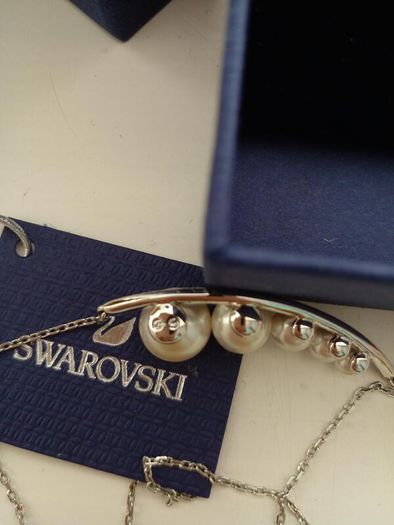 Swarovski Necklace NEW