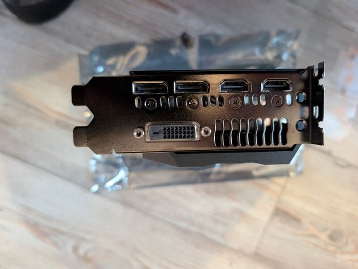 Asus Cerberus GTX 1070 Ti 8gb
