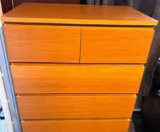 Chest of drawers