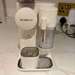 nespresso lattissima pod coffee machine