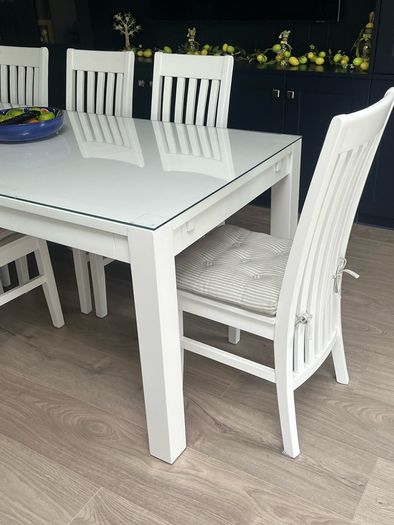 Solid oak dining chairs x 8